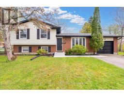35 ROLLSCOURT GARDENS - 2