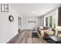 35 ROLLSCOURT GARDENS - 6