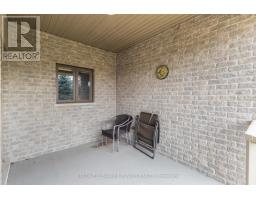 5 - 2295 KAINS ROAD - 34