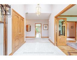 154 PARKVIEW DRIVE - 8