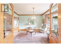 154 PARKVIEW DRIVE - 9