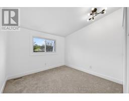 1 - 40 FAIRFAX COURT - 34