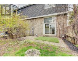 1 - 40 FAIRFAX COURT - 37