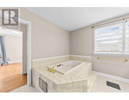 15 MAYFAIR DRIVE - 35