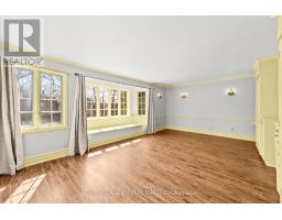 15 MAYFAIR DRIVE - 39