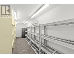 15 MAYFAIR DRIVE - 45