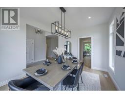 17 SPRUCE CRESCENT - 10