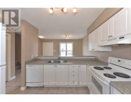 31 - 600 SARNIA ROAD - 7