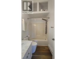 453 BATHURST STREET - 14