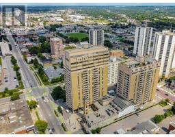 805 - 389 DUNDAS STREET - 32