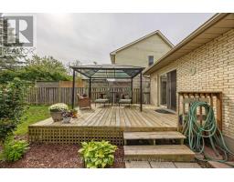 10 TIMBERLANE CRESCENT - 34