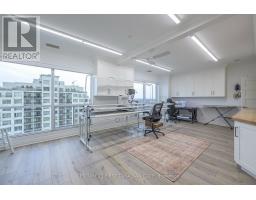 2701/04 - 330 RIDOUT STREET N - 21