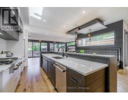 2 - 567 ROSECLIFFE TERRACE - 18