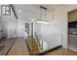 2 - 567 ROSECLIFFE TERRACE - 23