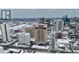 804 - 389 DUNDAS STREET - 24