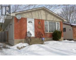 89 RENNY CRESCENT - 2