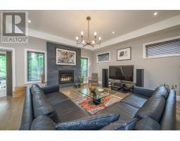 1 - 570 WINDERMERE ROAD - 12