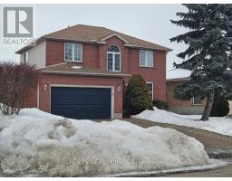 508 BARWICK CRESCENT - 3