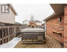 1837 BAYSWATER CRESCENT - 29