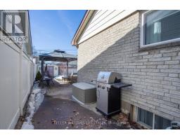 25 QUEENSTON CRESCENT - 28