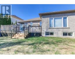 35 GREYROCK CRESCENT - 41