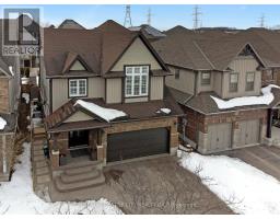 440 SAUVE CRESCENT - 2