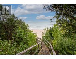 71247 Elizabeth Street, MLS X12382350