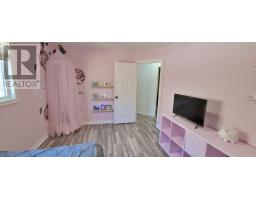 72 AXFORD PARKWAY - 17