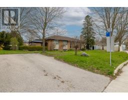 584 WONDERLAND ROAD N - 6