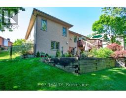 127 GLENRIDGE CRESCENT - 32