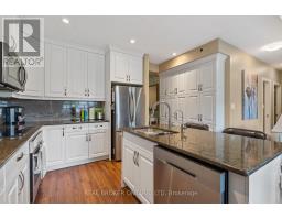 8 BROOKFIELD AVENUE - 27