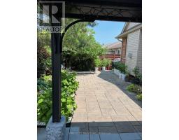 27 PEACH TREE BOULEVARD - 34