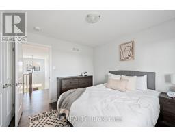 2618 BOND STREET - 25