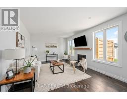 2618 BOND STREET - 7