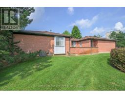 12 - 65 FIDDLERS GREEN ROAD - 32