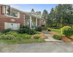 22943 NAIRN ROAD - 32