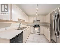 12 - 1241 BEAVERBROOK AVENUE - 10