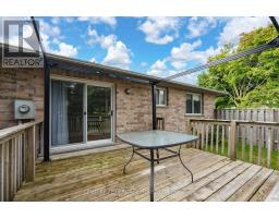 12 - 1241 BEAVERBROOK AVENUE - 27