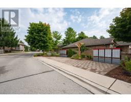 12 - 1241 BEAVERBROOK AVENUE - 32