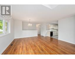 12 - 1241 BEAVERBROOK AVENUE - 5