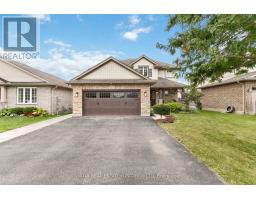 12 CIRCLEWOOD DRIVE - 32