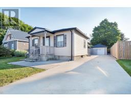 456 ANDREW STREET - 3