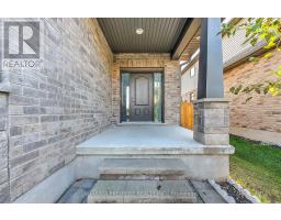 1 - 486 SKYLINE AVENUE - 5