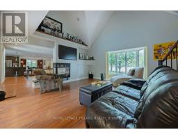 6152 BOSTWICK ROAD - 13