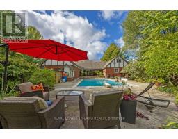 6152 BOSTWICK ROAD - 33