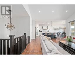 206 LEITCH STREET - 8