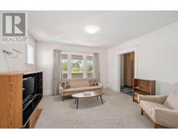 1096 MARGARET STREET - 9