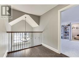 1565 SANDRIDGE AVENUE - 17