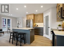 9 TWYNSTRA STREET - 11