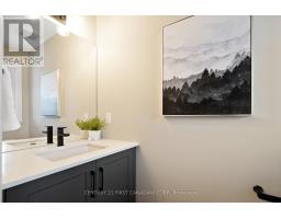 9 TWYNSTRA STREET - 19